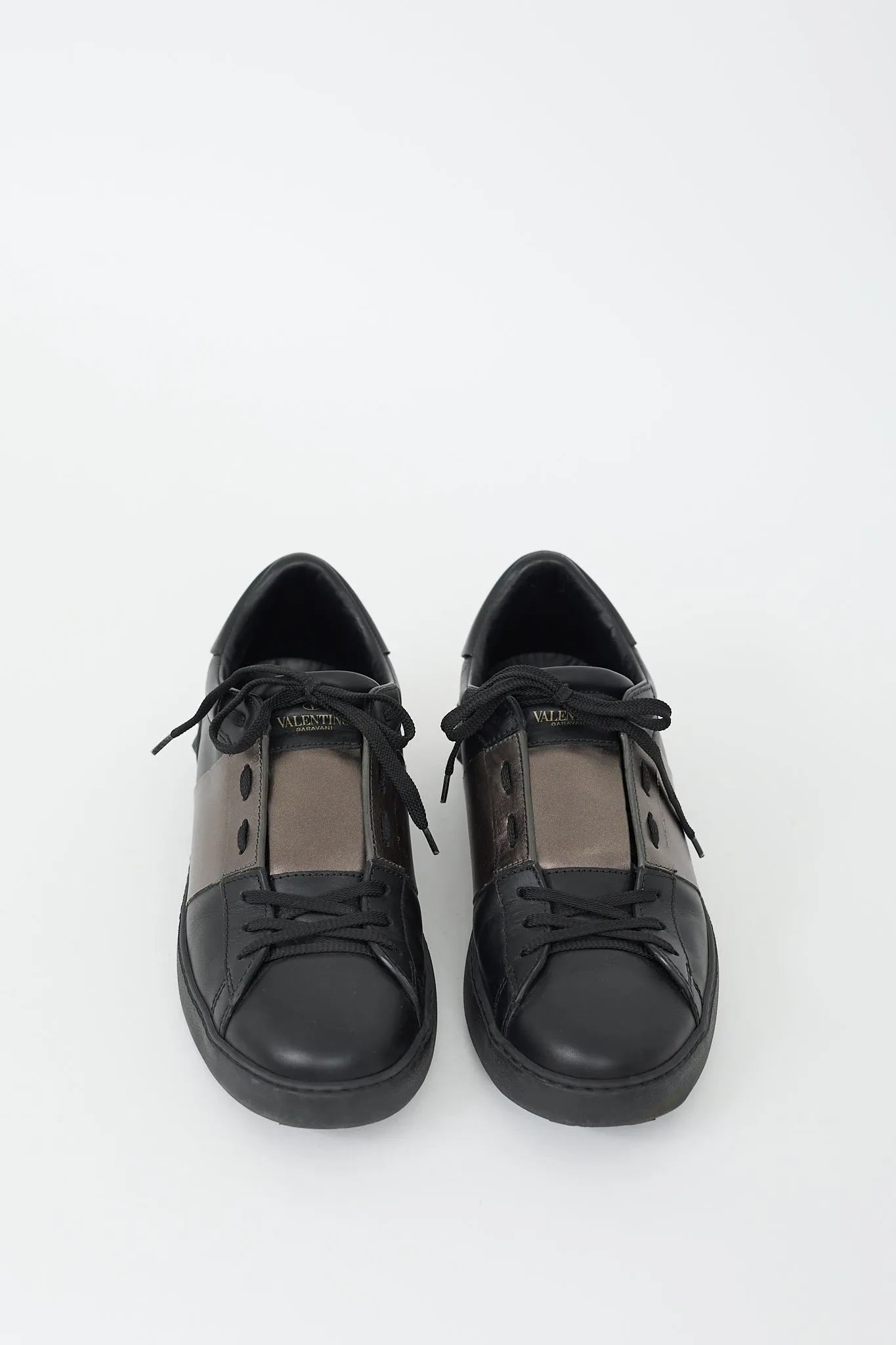 Black & Silver Open Rockstud Sneaker
