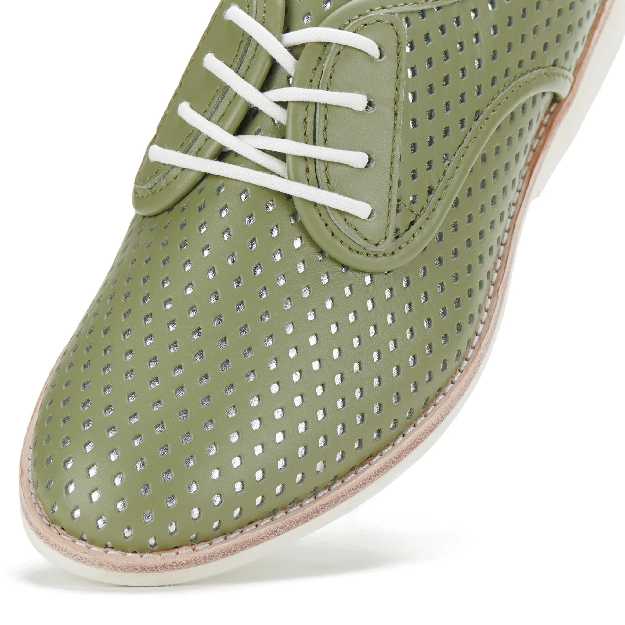 Derby Punch Overlay Olive/Silver